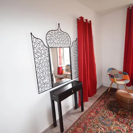 23 Rue De La Republique *